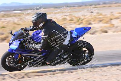 media/Dec-10-2023-SoCal Trackdays (Sun) [[0ce70f5433]]/Turn 9 Inside Set 1 (1115am)/